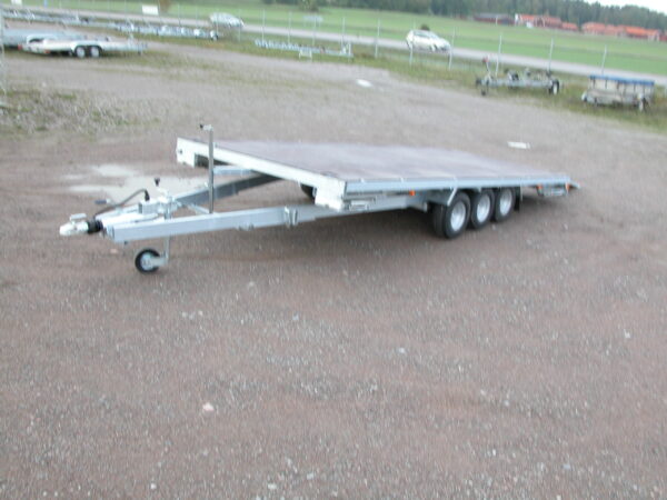 HB5 3500M (5x2,2m last 2620kg)