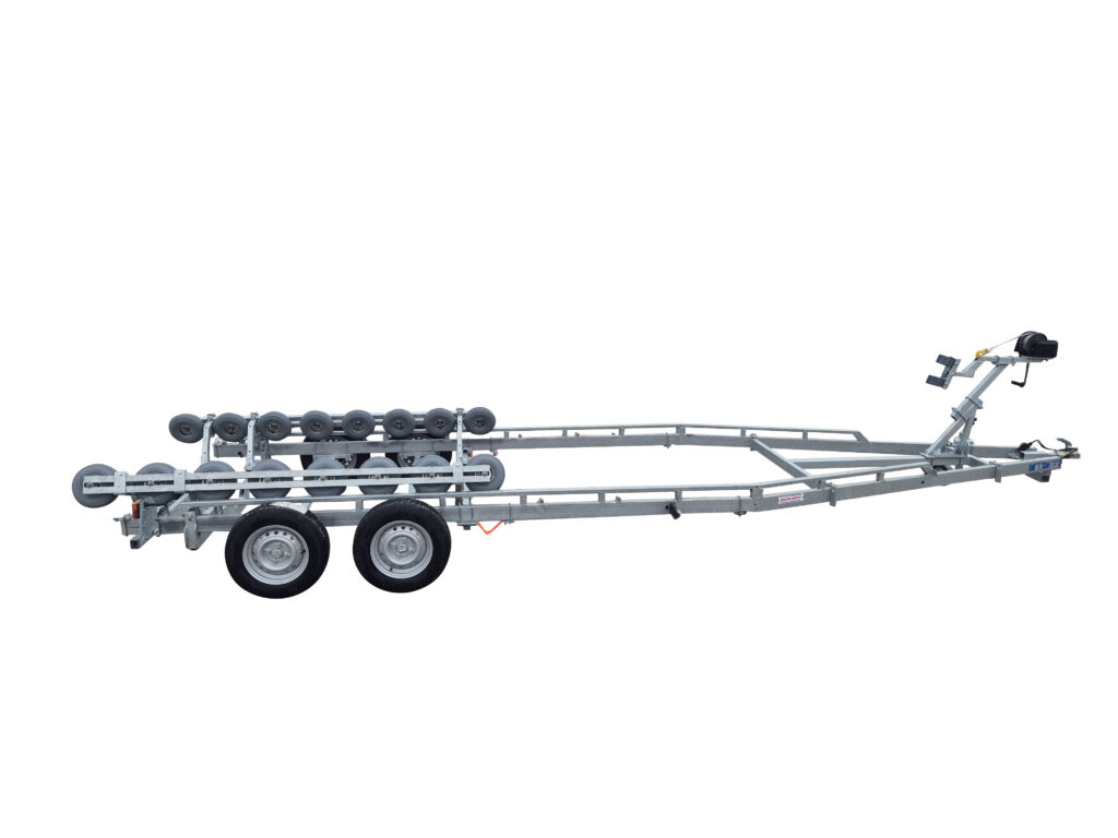 Båtvagn för motorbåtar med stegskrov 5,5-7,2m 2000kg