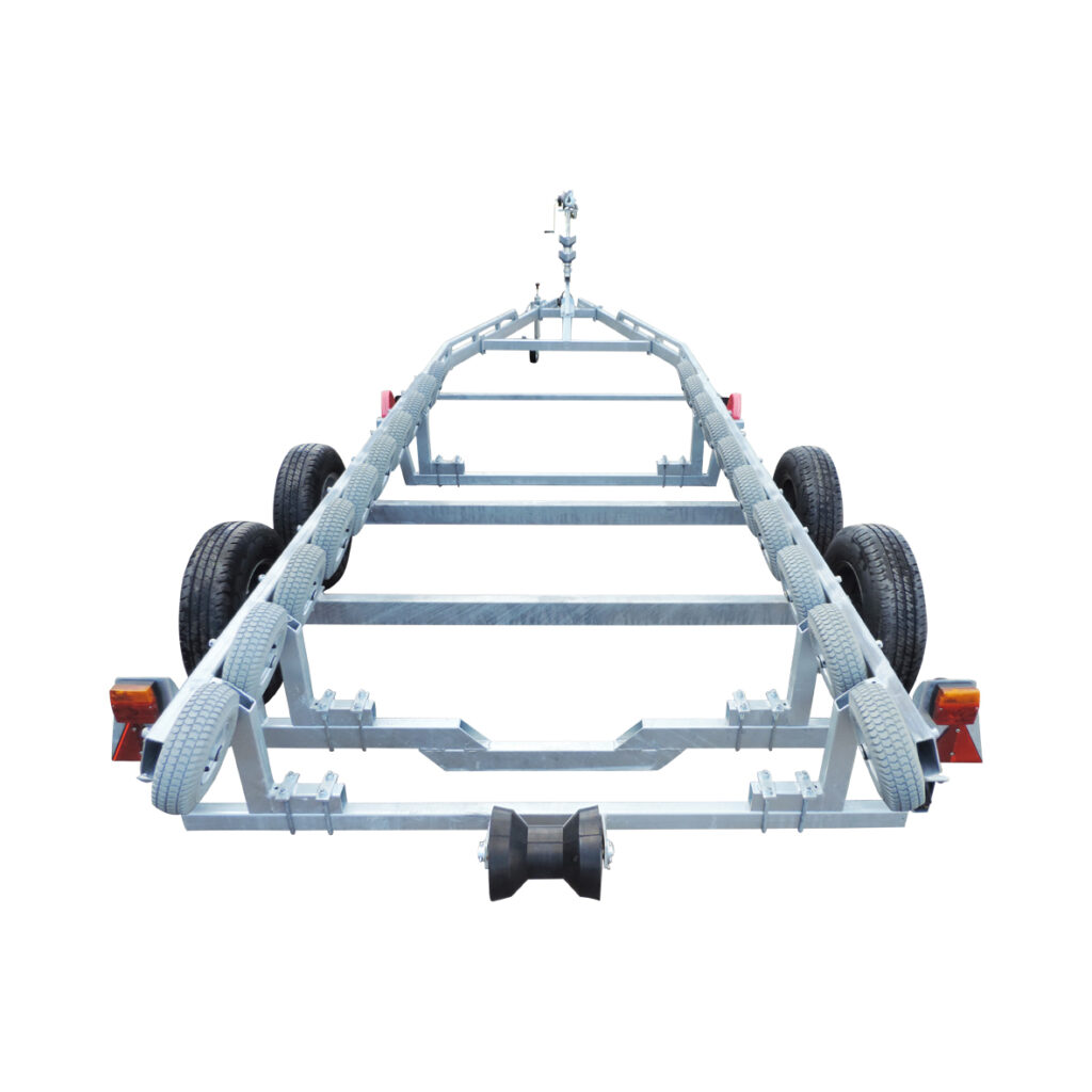 Båtvagn motorbåtar med stegskrov 5,9-7,6m & 3000kg