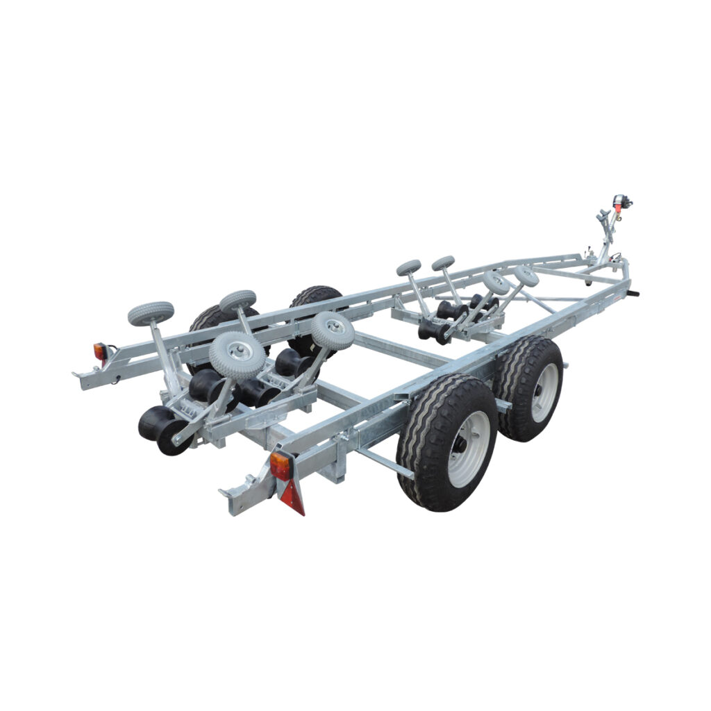 Båtvagn motorbåtar med V-skrov 7,2-9,8m & 4000kg