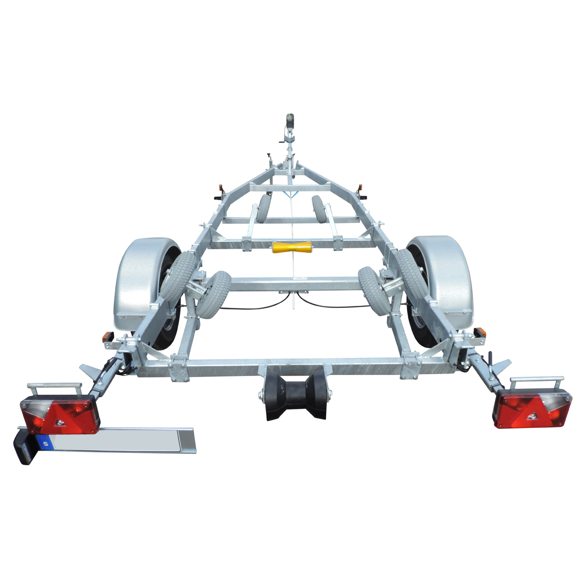 REG-1500EU för båtar 5-6,8 meter & upp till 1140kg - Bild 1