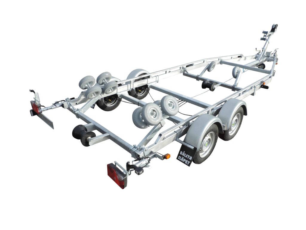 REG-2000FU för båtar 5,9-7,2m & 1470kg