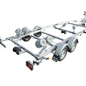 REG-2000FU för båtar 5,9-7,2m & 1470kg