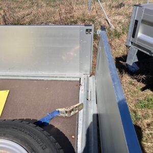 Begagnat 2-axlat flaksläp WJF37G , V-hjul - Bild 3