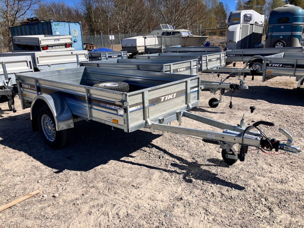 Begagnat 1-axlat flaksläp 2024 WFJ74R, V-hjul