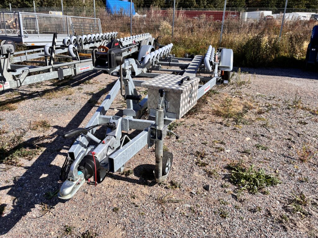 Begagnad REG1350ES HWD78S