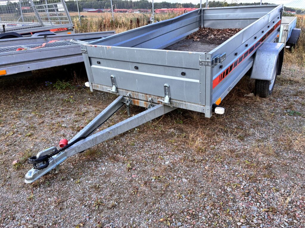 Begagnad obromsad Släpvagn OUG607