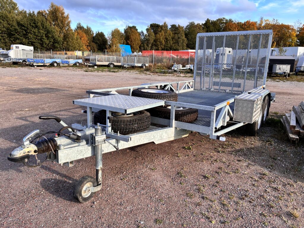 Begagnat entreprenadsläp MaxiXL 3500J KYB29X